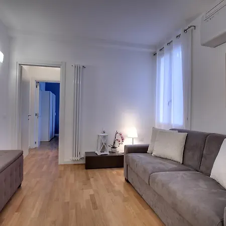 Botteri Palace Apartments By Wonderful Italy-3